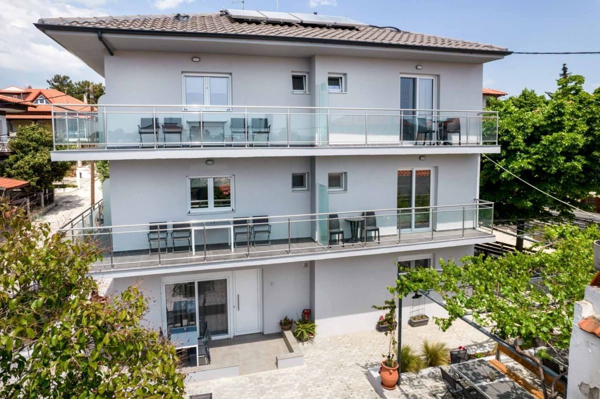 linden-apartments-exterior-15