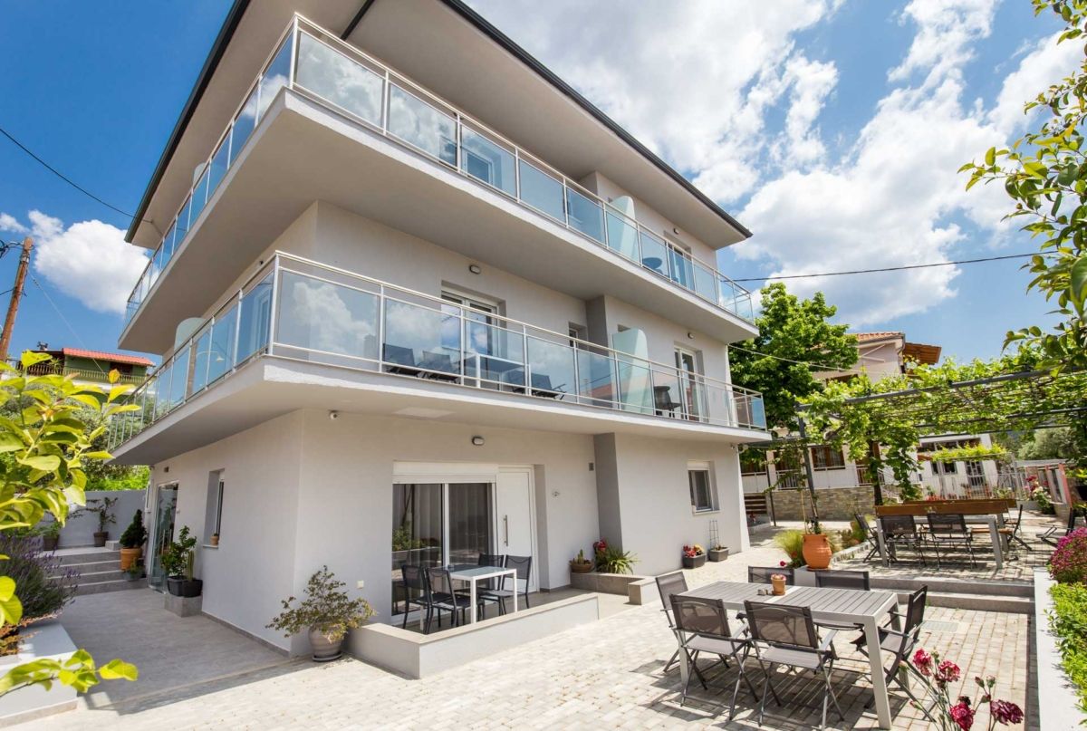 linden-apartments-exterior-21