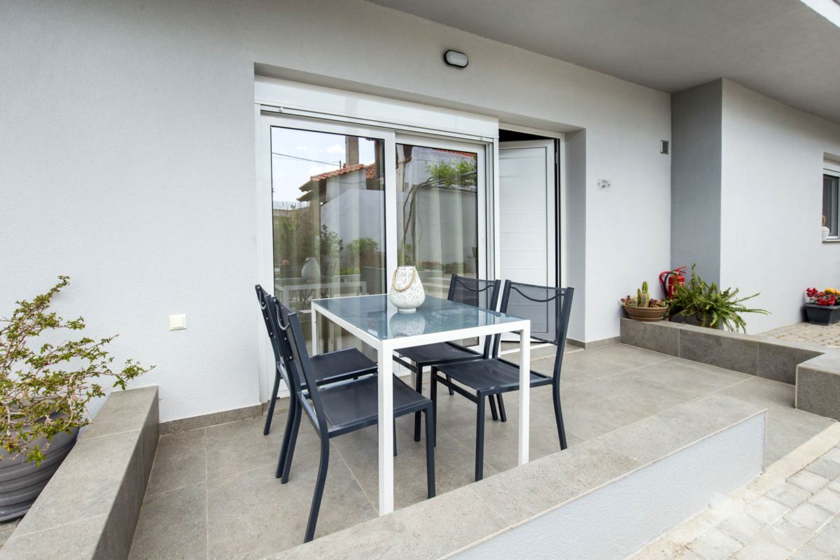 linden-apartments-exterior-25